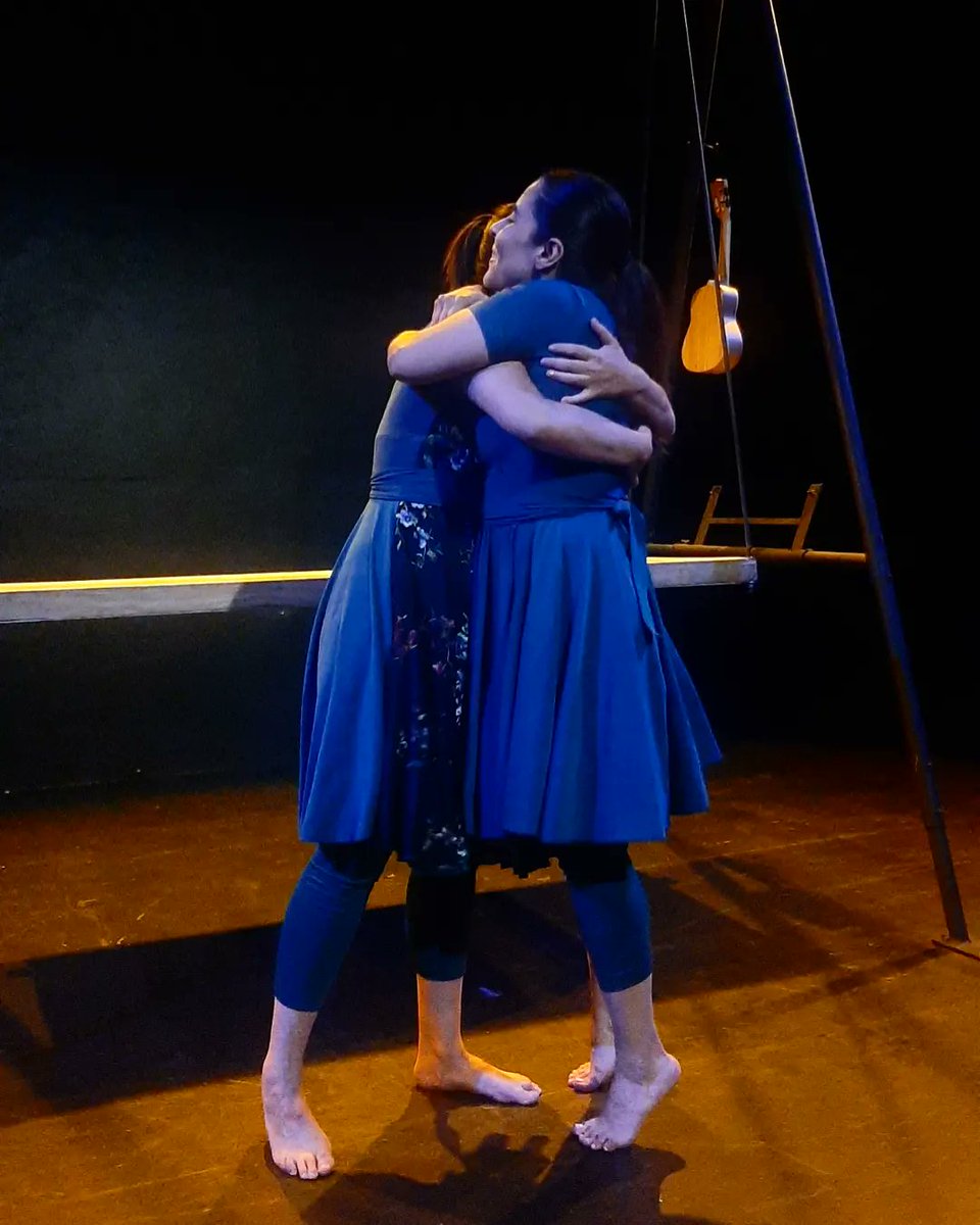 TodosLosPeces's tweet photo. ¡Hasta que nos volvamos a encontrar!

Hoy terminamos temporada en @teatro_milan 💦 Gracias, gracias, gracias. 

NOS VEMOS EN LA GIRA POR ALGUNOS RINCONES DEL PAÍS 🌊🧜‍♀️🧜‍♀️ https://t.co/Q5wc5GpoS4