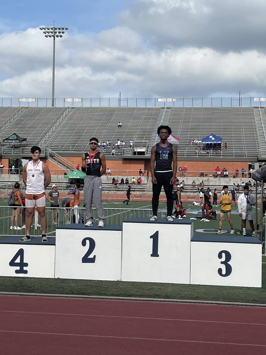 HarlanHawks_BTR's tweet photo. Some more pictures of our regional qualifiers!!  More to come!  @CoreyCJBrown @ZayManchester10 https://t.co/HnsRESghyi