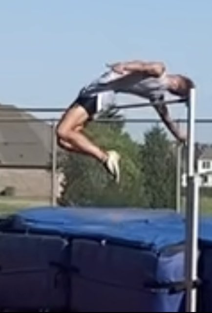 JonNorris22's tweet photo. coming for 6’8 in area! Also trying to break a 51 in the 4x4! Results will be in Tomorrow night. @CoachBlann @HobbsAntwaun @communityisd @CHS_FB_Recruits @ClayAbel_11 @JackWinford2022 https://t.co/cetIuBukx4