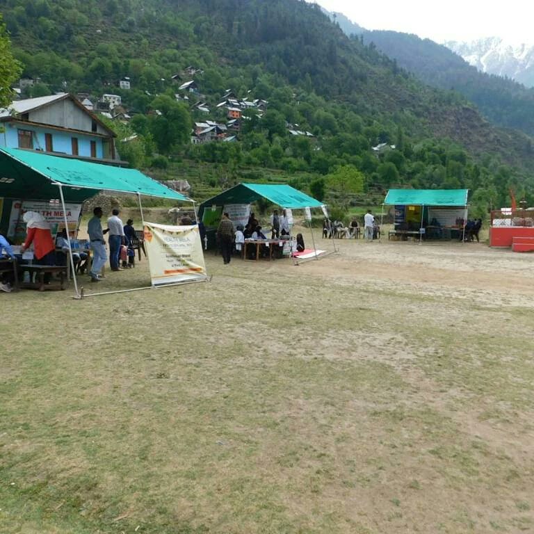 naziya769737373's tweet photo. Health Dept and Ayush Dept of District, #Kishtwar organised a #health Mela for Awaam in remote village of Sondar village,#Dacchan. #IndianArmy provided the necessary support for smooth
@dckishtwar
@DDCChairperson
@DKishtwar
#AzadiKaAmritMahotsav
#cpec_nebechdiawam
#failedcpec https://t.co/xOvDxaW1Qv