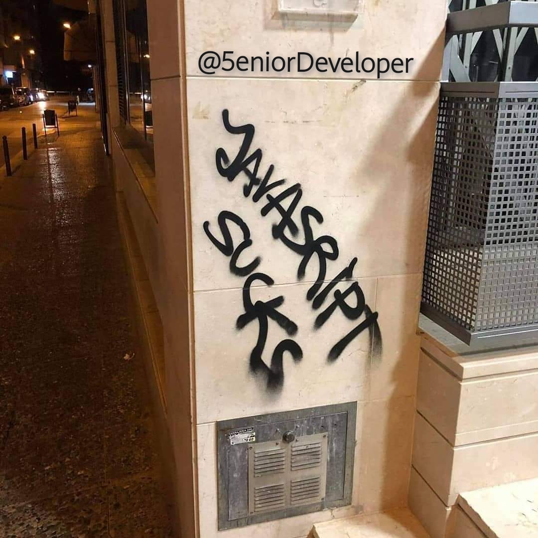 5eniorDeveloper's tweet photo. Ayuda, creo que ando en un lugar un poco peligroso! https://t.co/JnPRXdT9oq