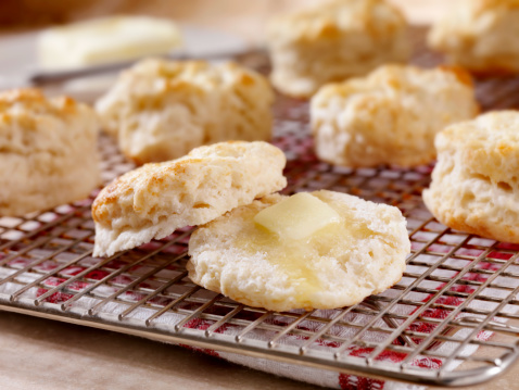 MYTWISTONTHIS's tweet photo. MY TWIST ON THIS: Houston ISD Baking Powder Biscuits https://t.co/zfzO4tx0ti https://t.co/wNd2fOH6PP