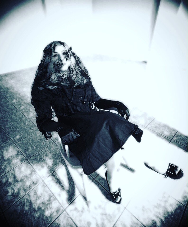 banafshehE's tweet photo. #mywork in #black&amp;white https://t.co/SnNKB2LnQb