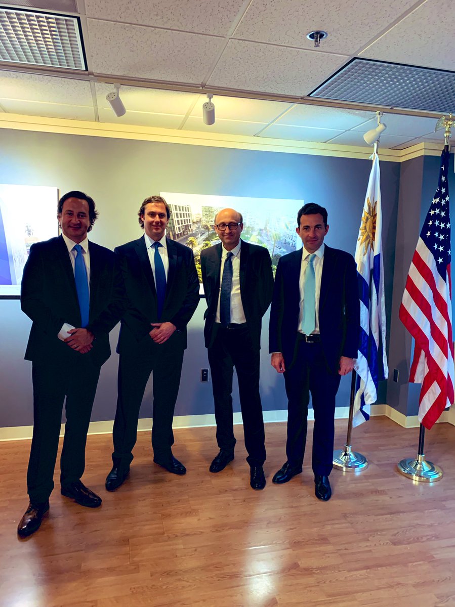 dasupervielle's tweet image. Inauguración de la muestra #DemocracyinMotion en la embajada de Uruguay en EEUU. Un orgullo poder mostrar la fortaleza democrática de nuestro país. #CeresinDC