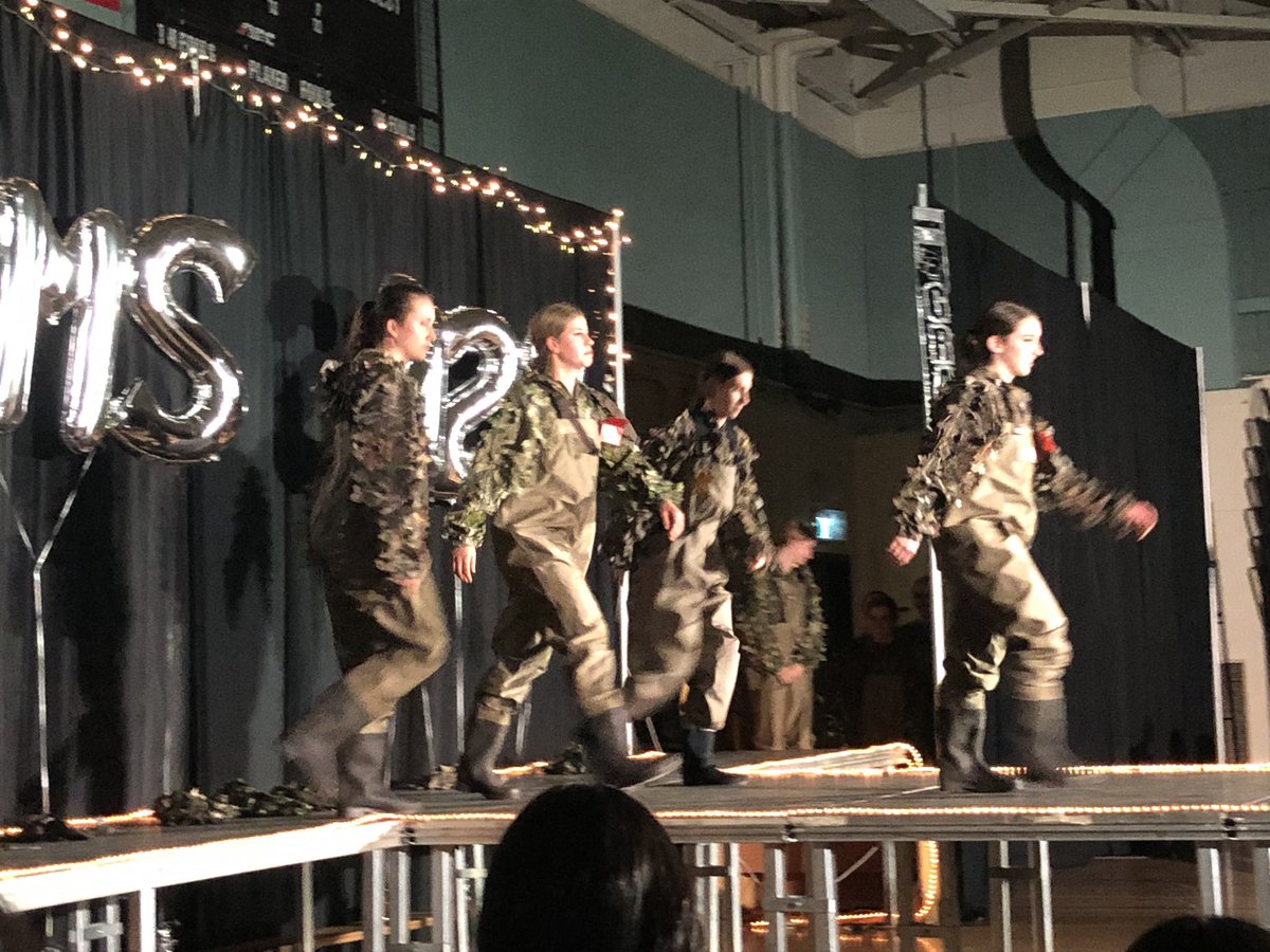 And that’s a wrap on a great evening for EMS Grads. Thanks to all our great parents and staff #marinerpride #emsgrad2022