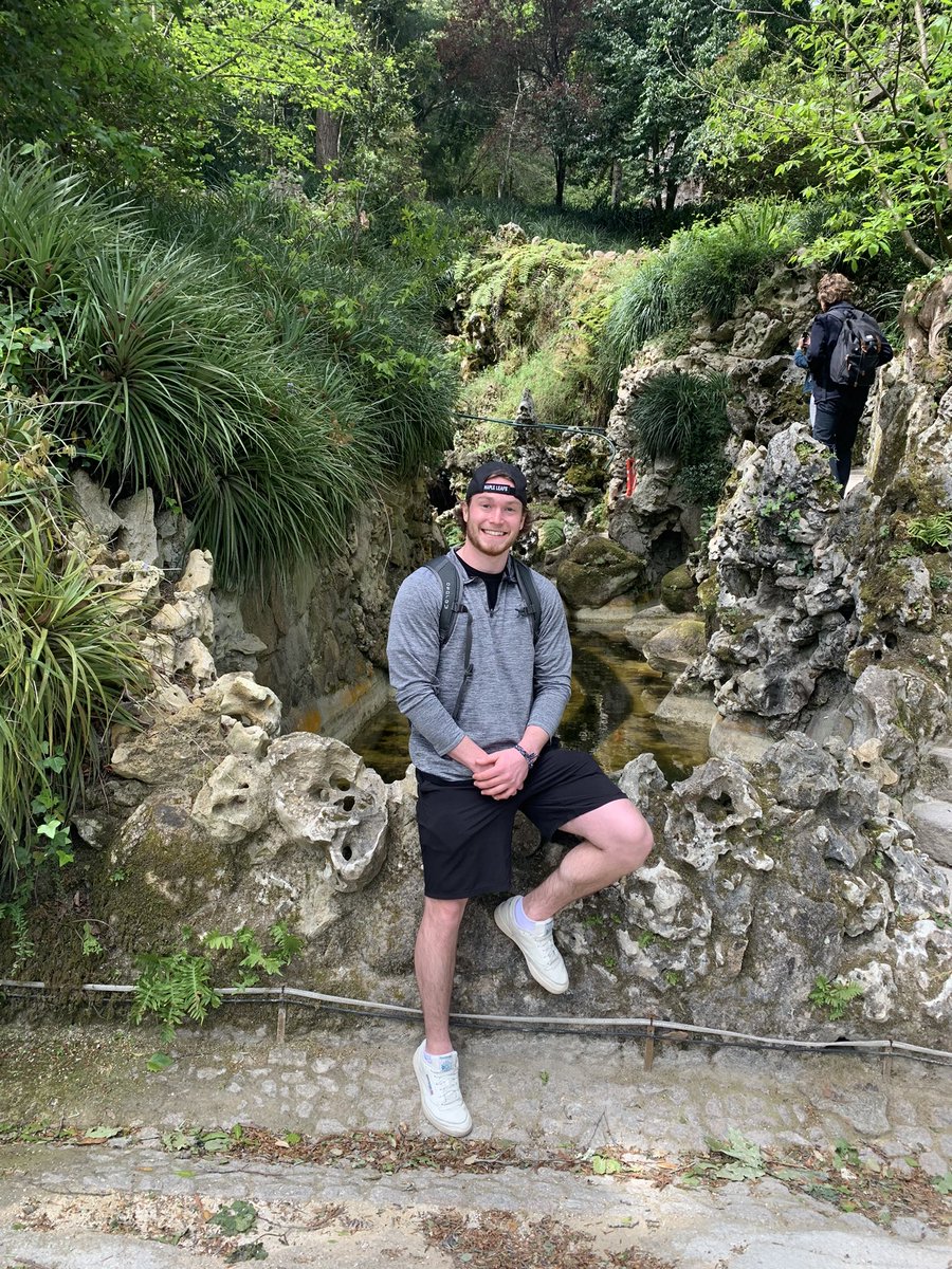 moffat55's tweet photo. Second day on the journey, Portuguese people are awesome and the foods even better 🥧 https://t.co/uZU1EvyzJx