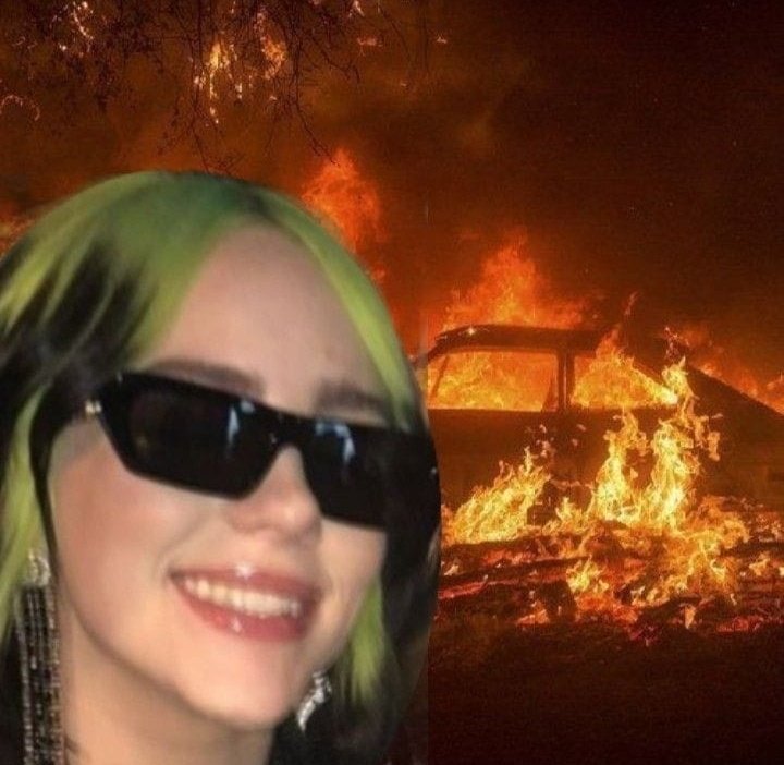 nafedids's tweet image. Expor a treta da minha turma (e o quão infantil estao sendo) aqui no tt pra ver se eu vou hitar #atrend que apoia? kkkkkkkkkkkkj