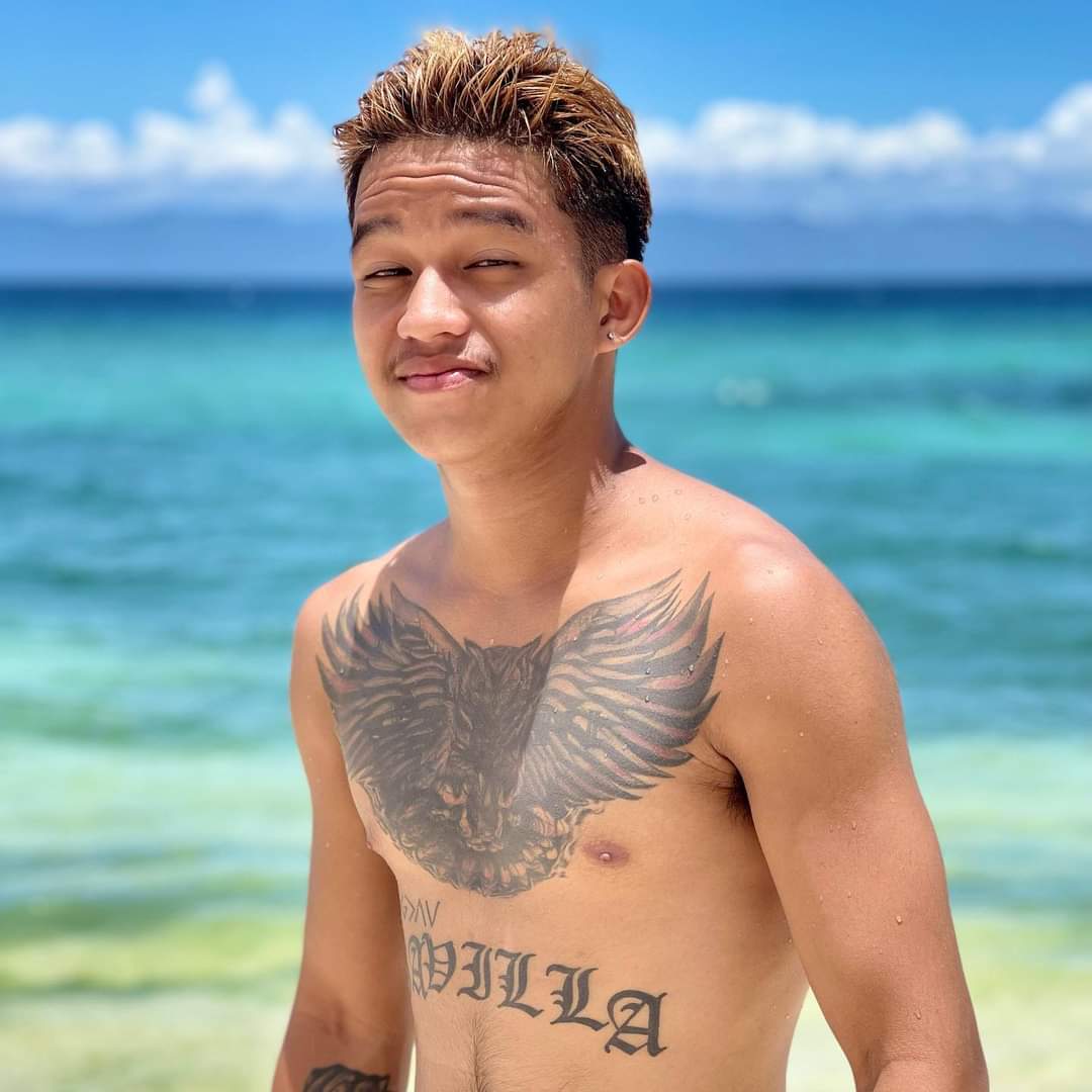 emjayssquadofc's tweet photo. Makuha ka sa ngiti🔥💖😚
@emjaysavillaaa https://t.co/gfp3kn08Zo
