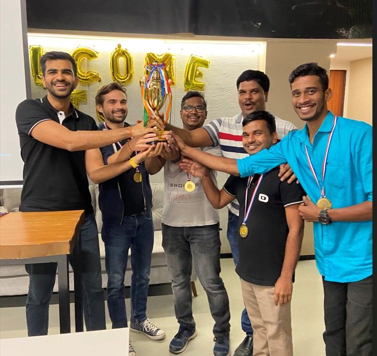 maxwell_energy's tweet photo. We believe in a “recognition-rich” environment, where acknowledgment and appreciation flow freely across hierarchies🗘

We ❤️ celebrating our wins no matter how big or small

Here are some glimpses of #IONites celebrating their wins✨🔥

#IONEnergy #celebrations #workenviroment https://t.co/r7smbxLmRv