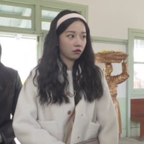 LQ_JYR's tweet photo. 미친거아니야 https://t.co/mxIvZrWnWT