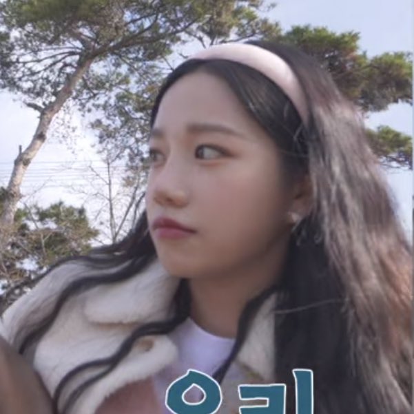 LQ_JYR's tweet photo. 미친거아니야 https://t.co/mxIvZrWnWT