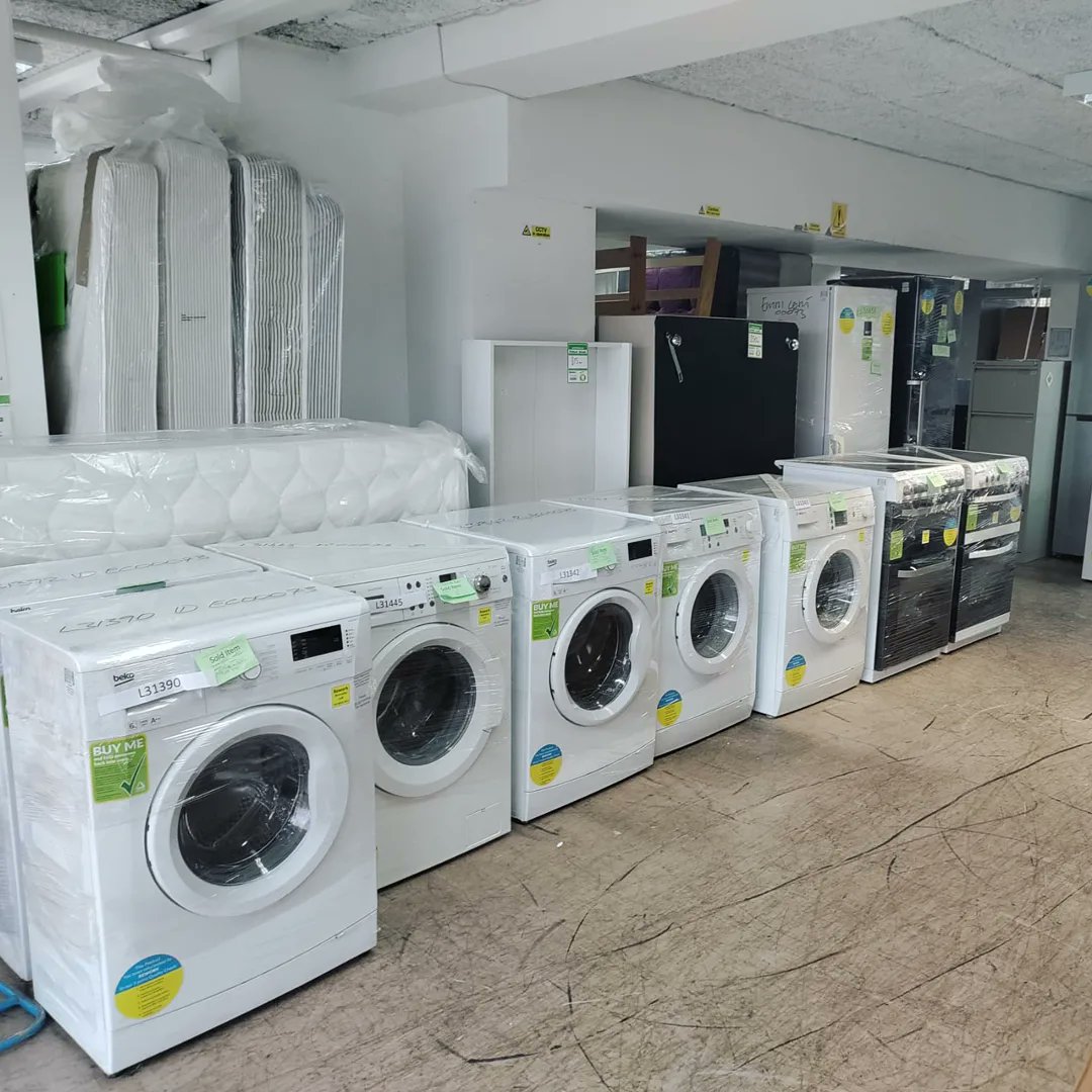 EmmausSLC's tweet photo. Have you been to our Brixton shop? You can find TVs, small electrical appliances and beds. We are open Monday to Friday, 9am to 5pm.
📌 Unit 1 & 2, Fairfax House, Overton Rd, London SW9 7JR
#workingtogethertoendhomelessness #Brixton https://t.co/IO8RVWHxdE