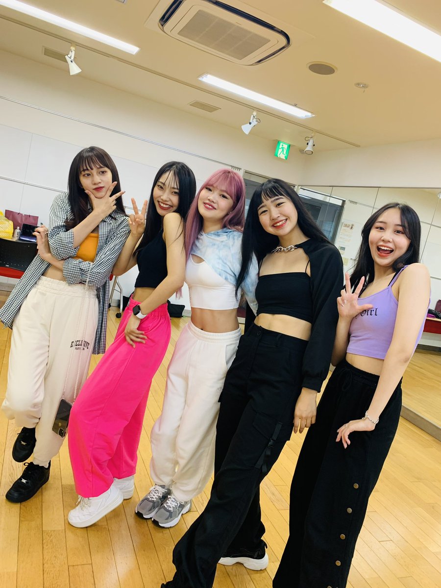 MAGICOUR tweet media