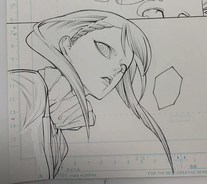 痛恨のミス…は絵ではなく原稿用紙の表に描いたこと。線画をPCに取り込む際、表を使うと補助線がいくらか残ってゴミ取りが面倒なので基本は裏に描いてるのです… 