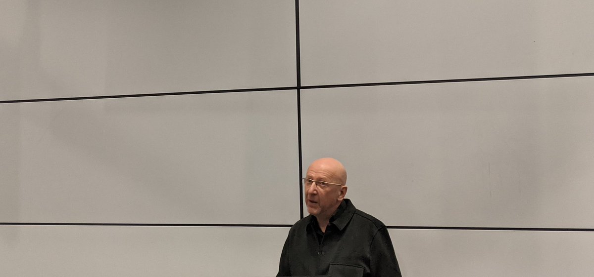 Daniel Villar-Onrubia https://mastodon.green/@dvo (@villaronrubia) on Twitter photo Starting the day with a keynote by Prof. Gary Hall on the idea of #postdigital <a href="/disrupt_learn/">Disruptive Media Learning Lab</a> <a href="/CovUni_CPC/">Postdigital Cultures</a> Starting the day with a keynote by Prof. Gary Hall on the idea of #postdigital <a href="/disrupt_learn/">Disruptive Media Learning Lab</a> <a href="/CovUni_CPC/">Postdigital Cultures</a>