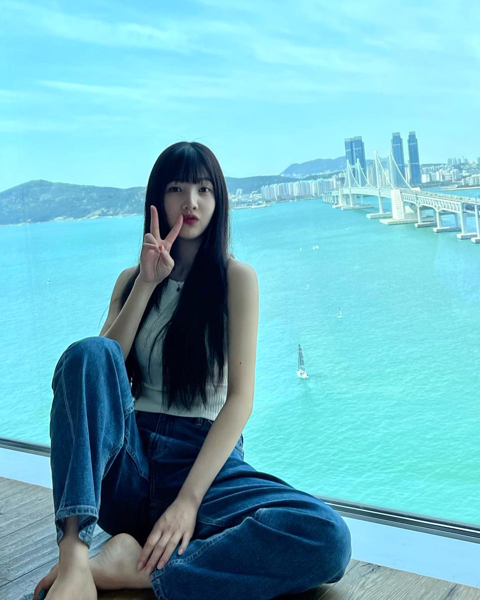 joystgrm's tweet photo. [INSTAGRAM POST] - 5P

쉼☁️
https://t.co/Heock6VGfz

@RVsmtown #RedVelvet #레드벨벳 #Joy #조이 #TRF2022    
220421 · 14:02:32 KST https://t.co/1tmVEscV9s