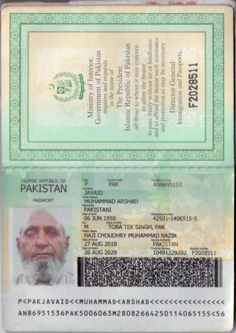 Abrash381's tweet photo. @KSAmofaEN @AljawazatKSA @PakinSaudiArab @MOISaudiArabia please advise my parents can travel on attached visa of 365 days as 6 months still remaining and visa start from 14 oct 2021 they were coming to KSA however airline ticket staff did not allowed for boarding from khi pak https://t.co/g6fr4vLpJM