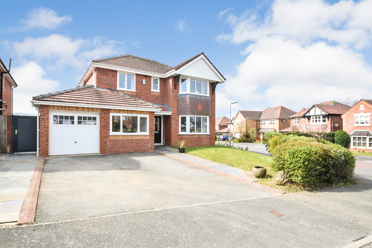 AnthonyFlintPC's tweet photo. 54 Gwynant, Old Colwyn, LL29 9NJ 

🏡 £420,000
🛏 4 bedrooms
🛁 2 bathrooms

A beautifully presented family home with a lovely, bright, modern feel. 

For more information >> https://t.co/CR4Iwgm5ho

#passionateaboutproperty #proudguildmember #forsale https://t.co/EHMqQ08C4D