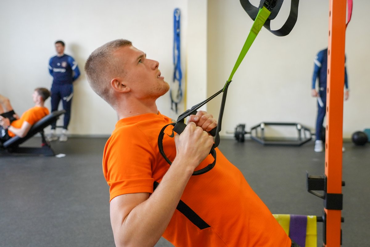 ФК Урал tweet media