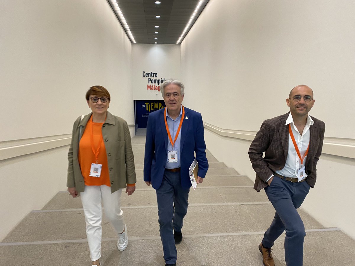 Oncomálaga (@oncomalaga) on Twitter photo 🔵 Hoy celebramos SIA Málaga, primer Simposio de Inteligencia Artificial en Oncologia Médica coordinado por los doctores Emilio Alba, Nuria Ribelles y José Manuel Jerez en el <a href="/cpompidoumalaga/">Centre Pompidou Málaga</a> 🔵 Hoy celebramos SIA Málaga, primer Simposio de Inteligencia Artificial en Oncologia Médica coordinado por los doctores Emilio Alba, Nuria Ribelles y José Manuel Jerez en el <a href="/cpompidoumalaga/">Centre Pompidou Málaga</a>