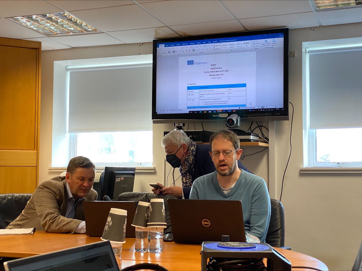 onprojects_es's tweet photo. Let's roll up our sleeves!
The #EUWAY kick-off meeting is underway - we're discussing how our goals, approaches & expected results can increase young farmers' capacity to optimise water use, better adapt to #water scarcity & lower off-farm #pollution.
#FarmingForFuture https://t.co/d6QaLwvxhR
