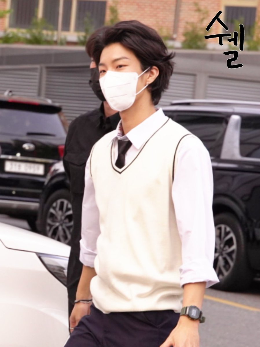 220421 출근 프리뷰

녹화 화이팅이야❣️

#WINNER #HOONY #위너 #이승훈
<a href="/official_hoony_/">official_hoony_</a>