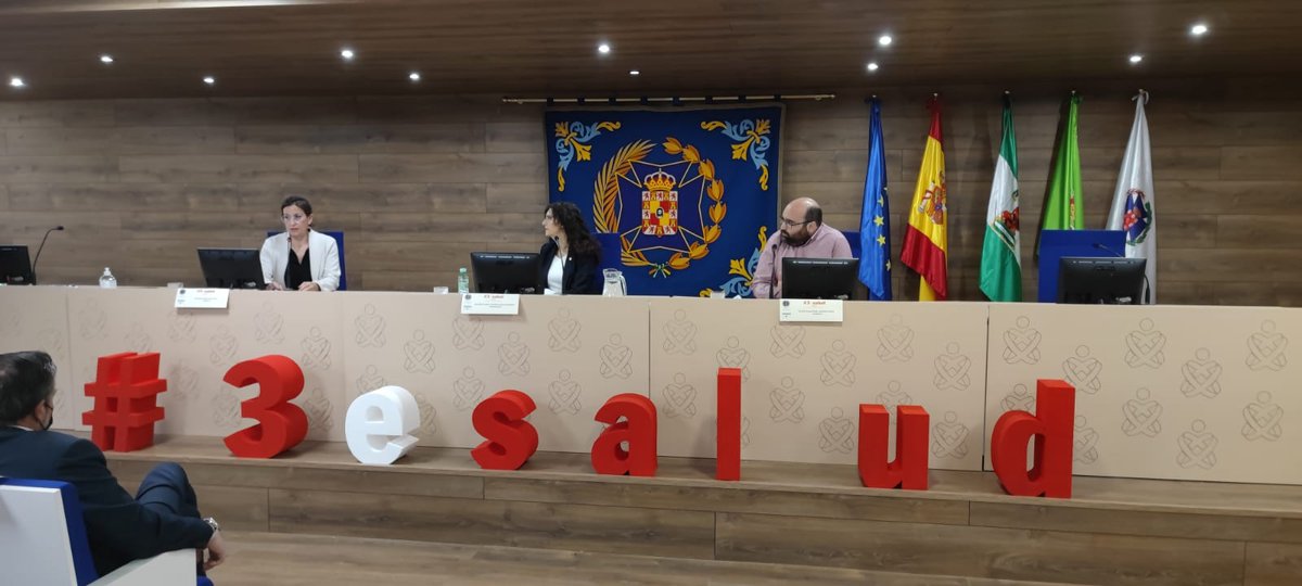 EnfermeriaJaen's tweet photo. #𝟯𝗲𝘀𝗮𝗹𝘂𝗱 - 𝗖𝘂𝗶𝗱𝗮𝗱𝗼𝘀 𝗱𝗲 𝗘𝗻𝗳𝗲𝗿𝗺𝗲𝗿𝗶́𝗮 𝗽𝗮𝗿𝗮 𝗲𝗹 𝗱𝗶́𝗮 𝗮 𝗱𝗶́𝗮

👩 Moderada por Lola García Márquez y con la participación de:

🗣 Alejandro Lendínez 
🗣 Irene Agea Cano

#Enfermería #Jaén #3esalud #Formación #CuidamosLaVida https://t.co/nYOqEX1aLJ