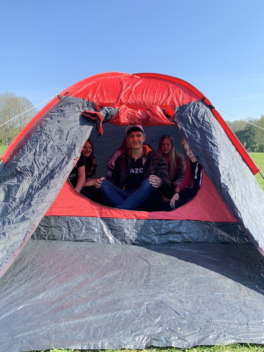 CadetsWMP's tweet photo. Success! Great team work from our Solihull Cadets 👏 #TeamWork #tentbuilding @IanParnellWMP @RichHarrisWMP @SolihullPolice https://t.co/xj0ekbl3xI