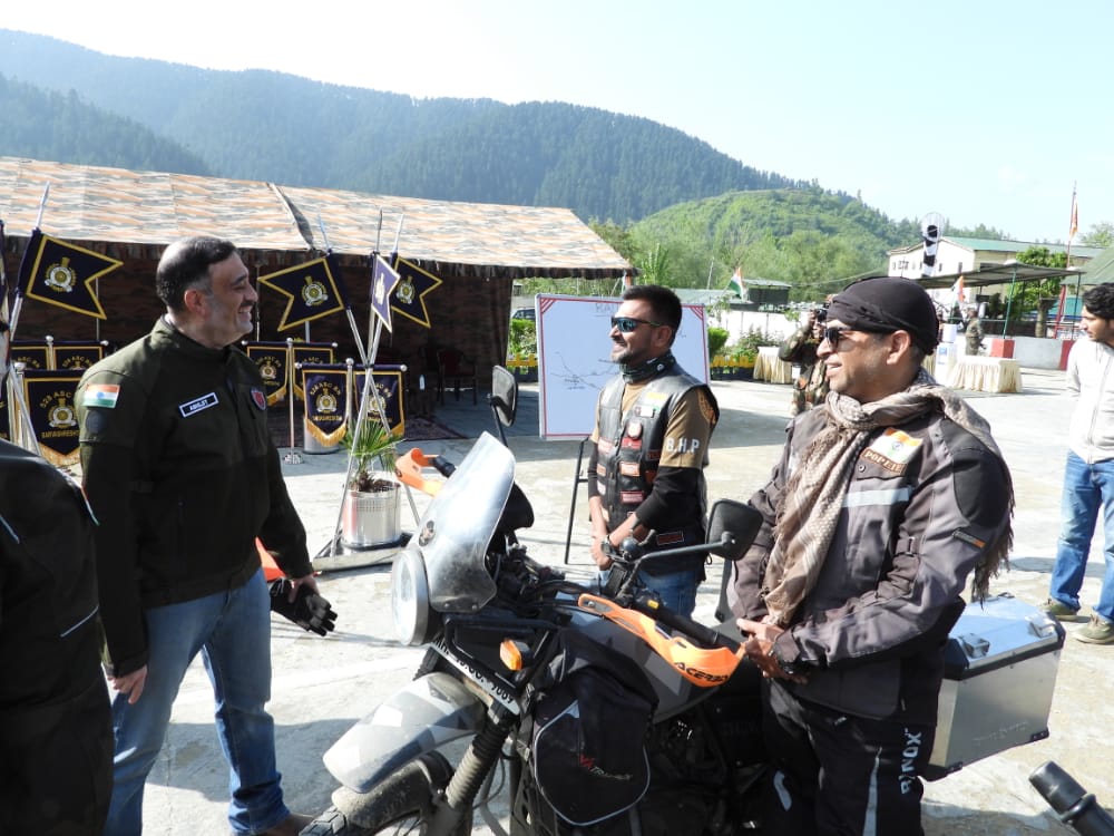 FayazAh85873401's tweet photo. #LoCBikeRally
#Magical_Machhal
#CLX
#16APR22KT https://t.co/2kxajCMByk