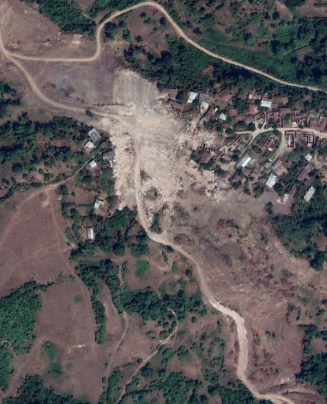 ChrisKhach's tweet photo. Wanted to highlight Verin (Upper) Taghavard in Martuni Region of Artsakh. Verin Taghavard was taken by Azerbaijani forces who torched much of the buildings and leveled a whole section of the village. https://t.co/pbmDiLGUR6