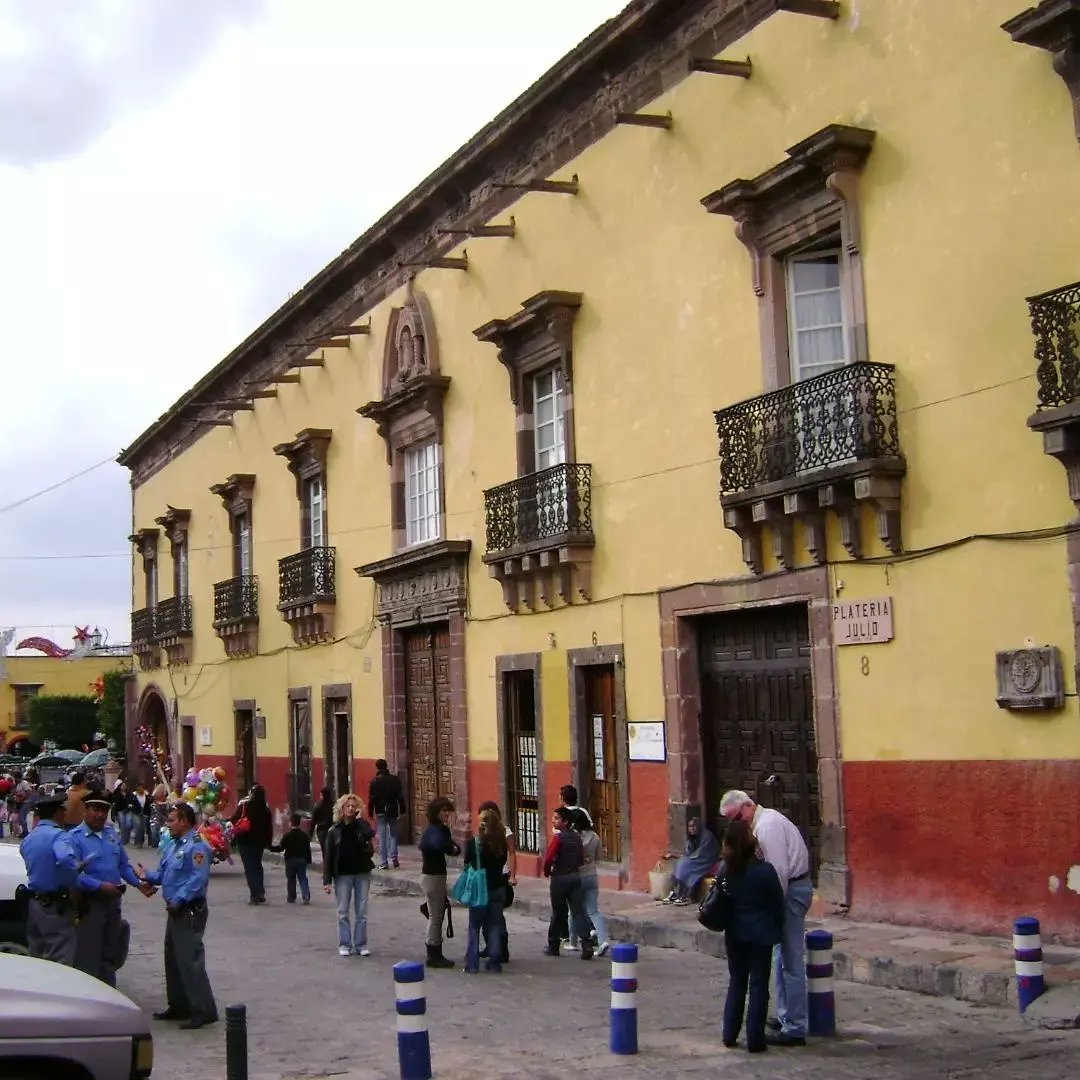 Juna_amiko's tweet photo. En la urbo San Miguel de Allende

#meksiko 

#esperanton
#Esperanto 
#esperantolingvo 
#esperantobildoj 
#esperantofilmoj
https://t.co/sqic88eCZ2 https://t.co/4TQY0PMvRU