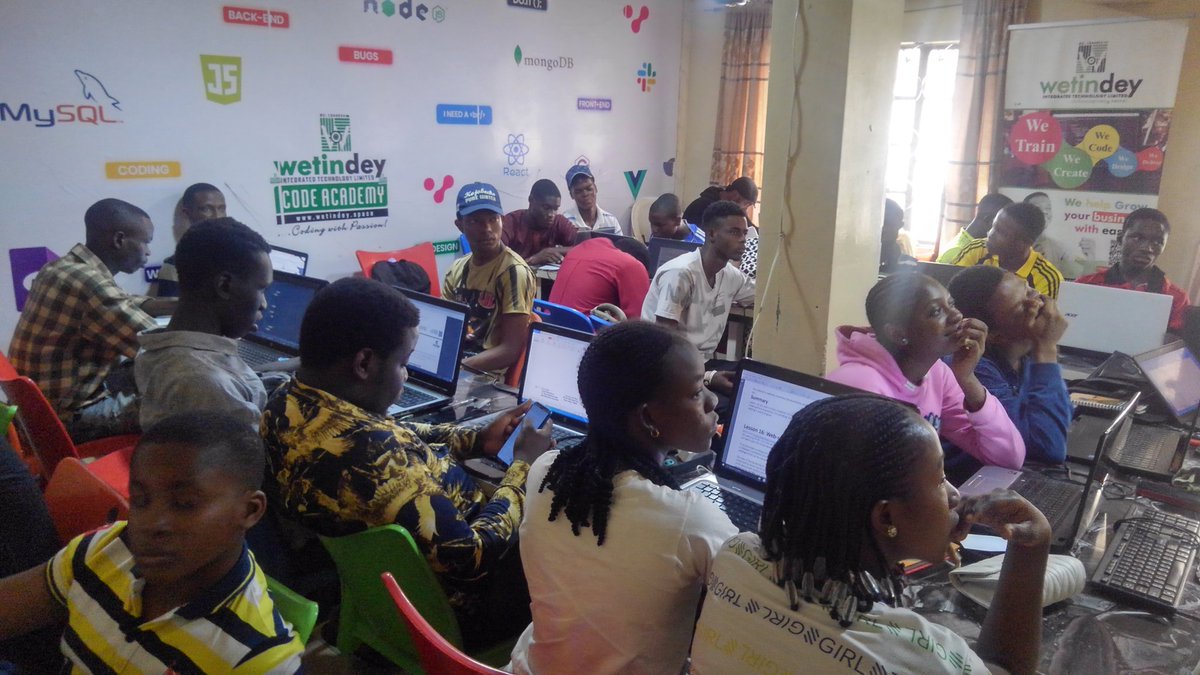wetindeyapp's tweet photo. Let's together build the tech ecosystem by making technological education accessible
How our April 2022 Web/Software Development Class is going at #WetinDeyCodeAcademy in Akure
@AkureHowFar @ajii1201 @Winnie_cypher @thisissegun @officialgodmira @RotimiAkeredolu @hackSultan https://t.co/AaXcUwqG34