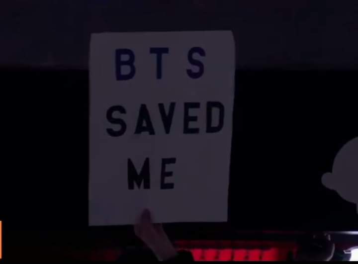 Yayakook6's tweet photo. @BTS_twt SAVED ME <3 https://t.co/q2hXDi1KSl