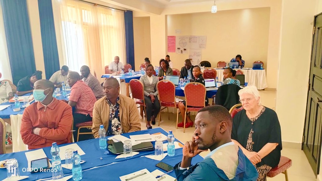 Continuous Quality Improvement for improved health for populations, reduced cost of healthcare &amp; improved patient experience. CQI approach tests, implements, learns from &amp; adjusts solutions to the problems uncovered in the first stages.@LHS_Laikipia learning event👏🏽👏🏽 #Lhs