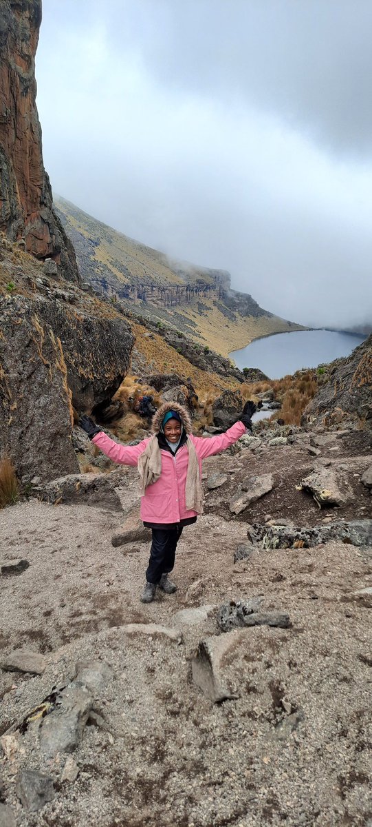 satima_exp's tweet photo. I made it to the Summit! I felt closer to God😁
Thanks to @Xtrymadventures for believing in me and making my dream come true.
Mt. Kenya - done &amp; dusted!! See you in Kilimanjaro!🚶

#GoingXtrym #ToskBonded #SettingThePace #HikingAdventures #Summit #WeSummit #MtKenya #LenanaPeak https://t.co/KN2GNvB77O