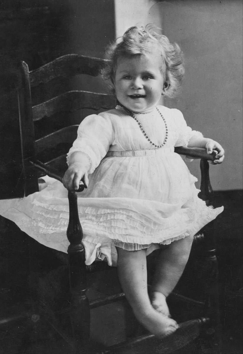 RMRussell29's tweet photo. Her Majesty The Queen turns 96 today - what an incredible woman! 👑💜 #HappyBirthdayYourMajesty #TheQueen #RoyalFamily #96today https://t.co/LxfCO61IZX