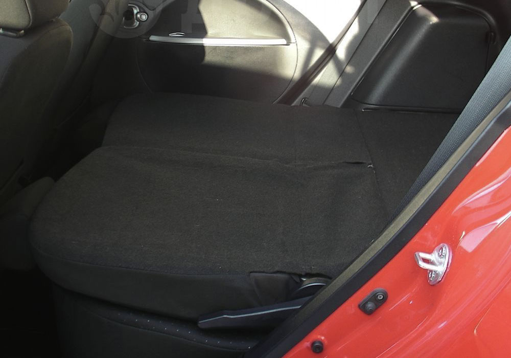 #объявадня 
Если нужен максимально экономичный автомобиль, то лучше городского электрокара ничего не найти 🤔
Например, такой электрический Mitsubishi i-MiEV 2009 года за 450 000 ₽ с запасом хода до 160 км, есть быстрая зарядка и климат-контроль. Как вам?
drom.ru/s/If2