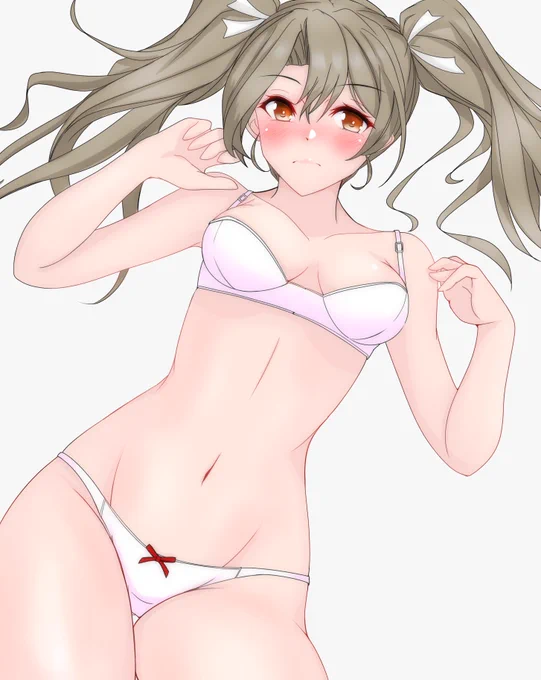 肌塗り練習下着ずい 
