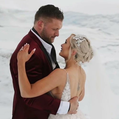 Fall_And_Pray_'s tweet photo. Congratulations @realKILLERkross And @Lady_Scarlett13 So Happy For You Guys ❌❌❌⏳⏳⏳🔥🔥🔥♥️♥️♥️ #killersmokeshow #badasscouple #krossandscarlett #Congratulations #justgotmarried #krosscult #superdiva https://t.co/fnYr2OBjyC