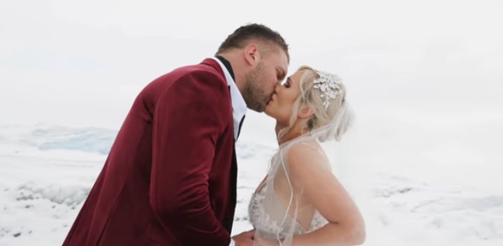 Fall_And_Pray_'s tweet photo. Congratulations @realKILLERkross And @Lady_Scarlett13 So Happy For You Guys ❌❌❌⏳⏳⏳🔥🔥🔥♥️♥️♥️ #killersmokeshow #badasscouple #krossandscarlett #Congratulations #justgotmarried #krosscult #superdiva https://t.co/fnYr2OBjyC