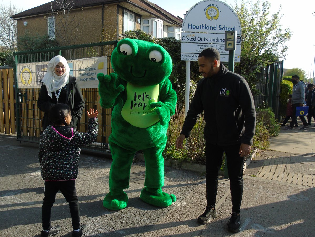 HLPrimaryNews's tweet photo. Let's Leap are at Heathland School today to enjoy a fun activity day with the children and show you all what they offer for their holiday clubs which they are planning on starting in May half term. The children are having so much fun! #LetsLeap https://t.co/5LCfSuuwfO