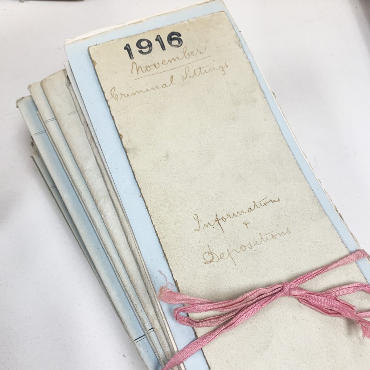 StateRecordsSA's tweet photo. Join us as we WIN The Grand Embezzle-Off on 5 May! #SAHistFest
Book your seat & be the judge (please vote for us): https://t.co/mB2BpSmNN5
We will be competing with our colleagues at @naagovau to find the most daring thefts of the most spectacular value in our archives. https://t.co/9XZa5O8fuj