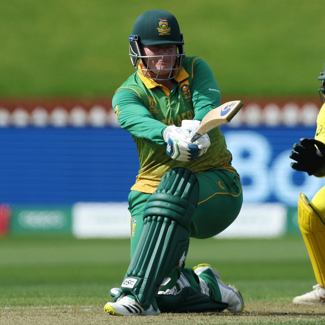 Congratulations on your #WisdenAwards ladies 🏆 

Lizelle Lee scooped the Leading Woman Cricketer in the World award while Dane van Niekerk was named as one of @WisdenCricket Five Cricketers of the Year 💪