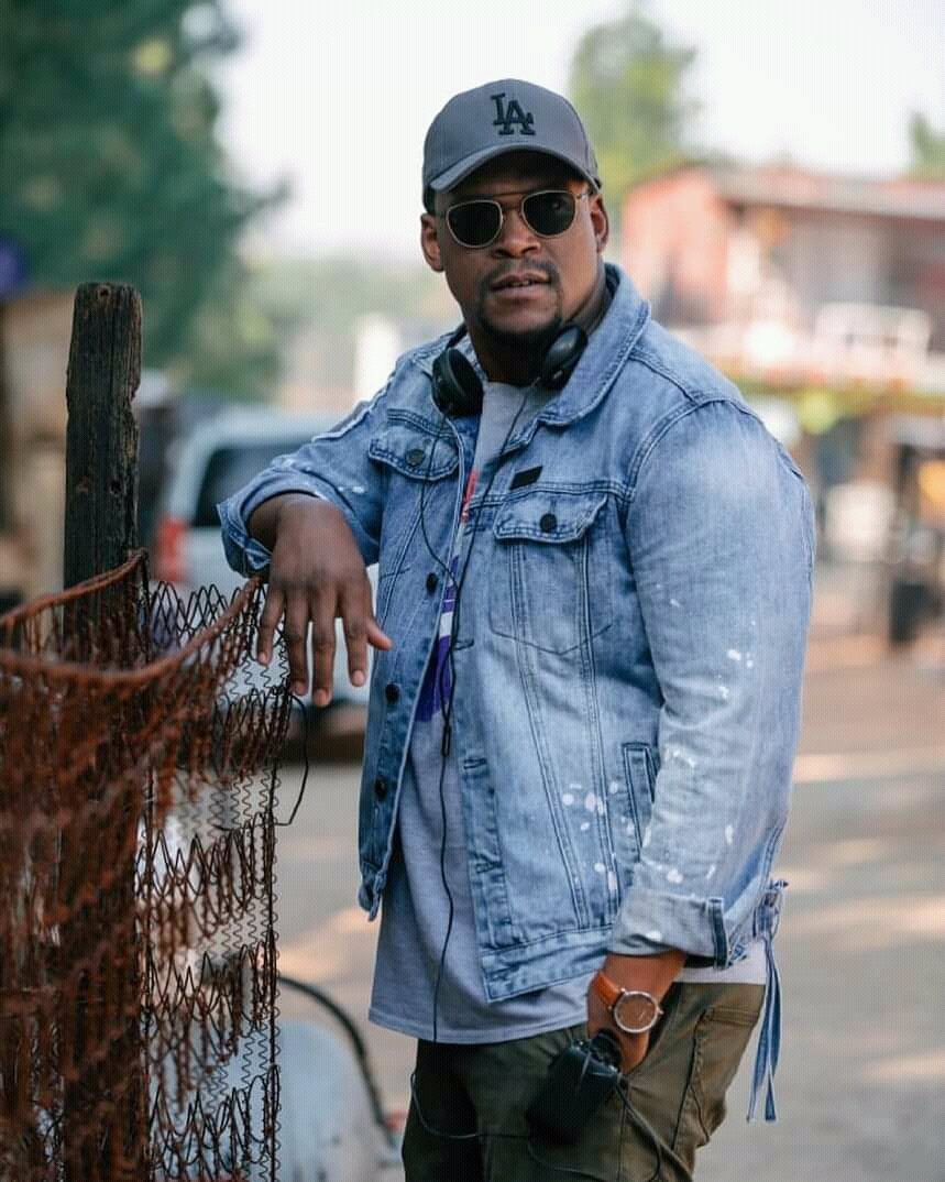 joy_zelda's tweet photo. Mandla N is one of the FINEST PRODUCERS in South Africa 💪👏 Retweet if you agree 
#TheBlackDoor 
#DiepCityMzansi https://t.co/WouukBAtQR