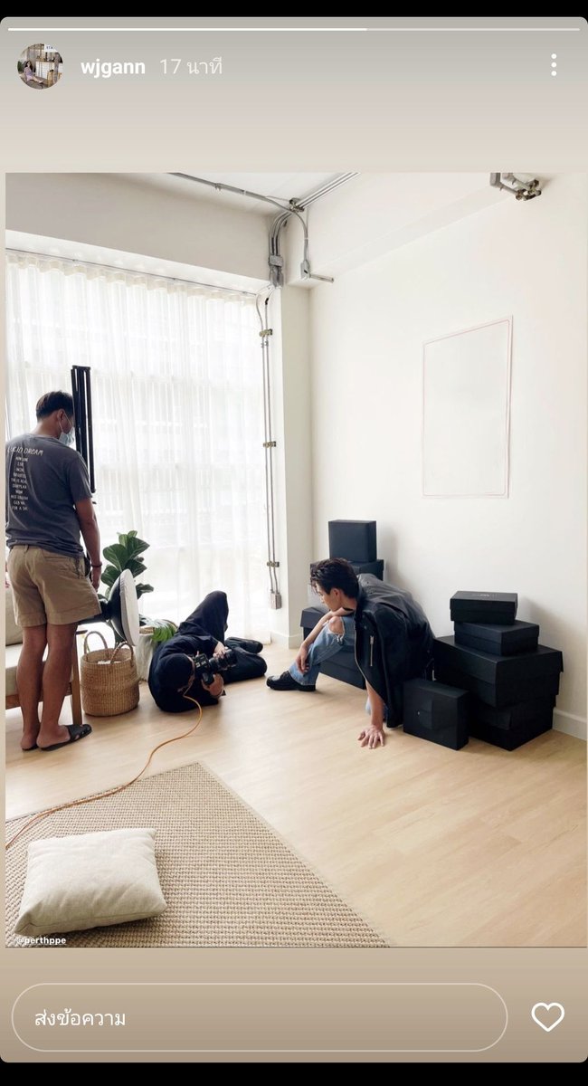 Hahahaha, this pose is really embarrassing for myself and photographers.😂😂😂😂
#PerthThanapon 
<a href="/perthppe/">PERTHPPE</a>