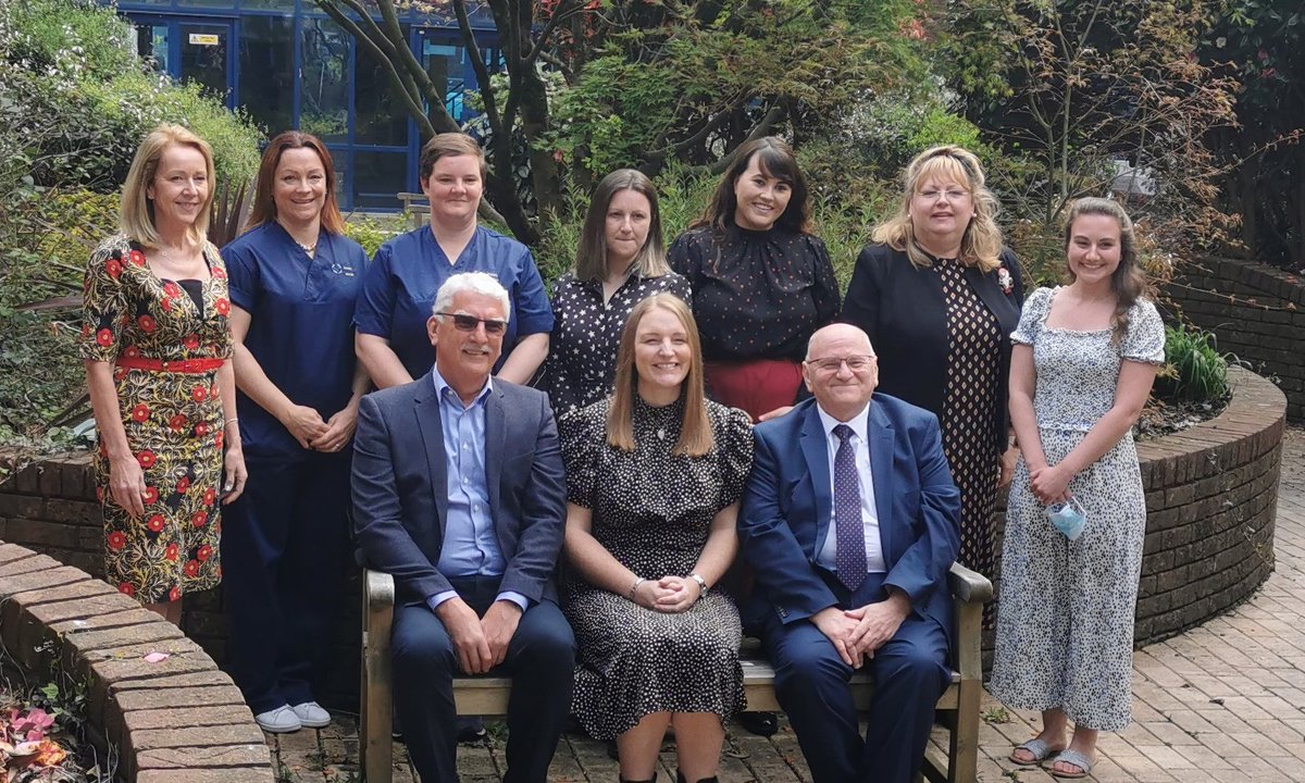 GemmyWelsh's tweet photo. Great to finally be able to give the RCN Nurse of the Year Awards out to the deserved winners and runners up in @CV_UHB yesterday, well done all! @RuthWalkerCV1 https://t.co/R84pw4ZVhZ