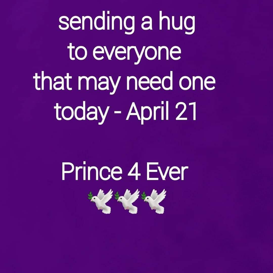Ina3121's tweet photo. #Prince4Ever 💜💜💜 https://t.co/yUl4phuFES