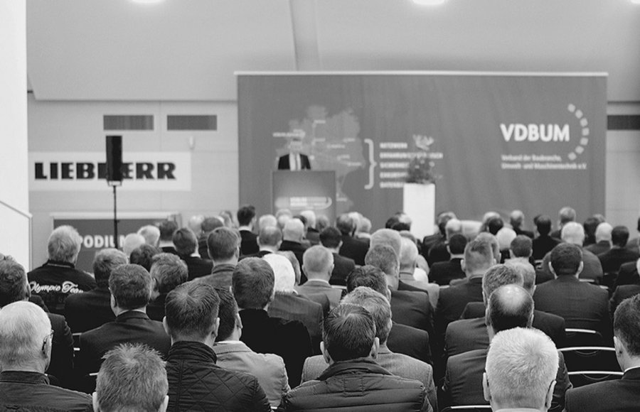 ABZ_News's tweet photo. Der #VDBUM plant zur nachträglichen Feier seines 50-jährigen Bestehens in 2021 ein Jubiläumsseminar vom 19. bis 22. Juli mit 50 #Fachvorträgen https://t.co/9yTQhCxmOD

#Baubranche #Umwelttechnik #Maschinentechnik https://t.co/DaD0ctKoc8