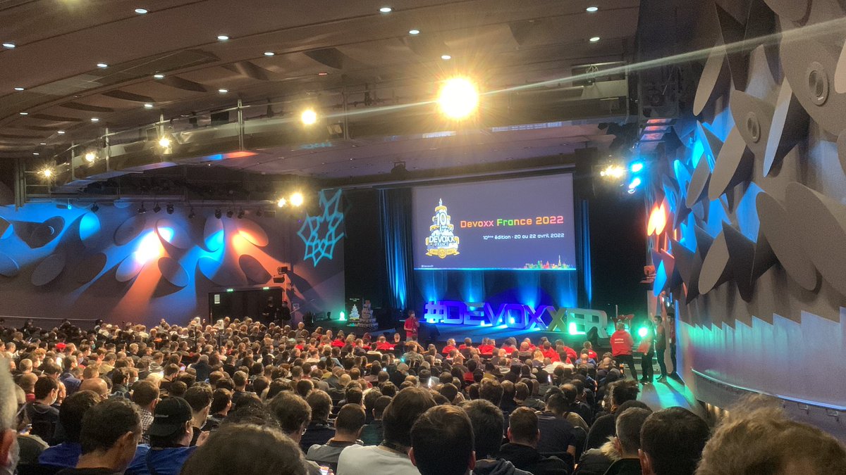 Amphi bondé pour la Keynote de #DevoxxFR