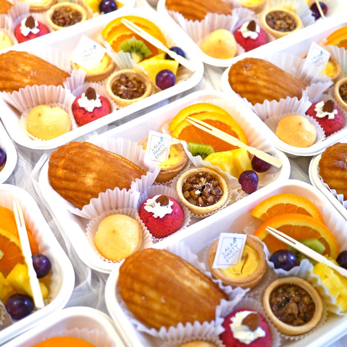 𝟐𝟐𝟎𝟒𝟐𝟏 𝐌 𝐂𝐎𝐔𝐍𝐓𝐃𝐎𝐖𝐍 𝐒𝐔𝐏𝐏𝐎𝐑𝐓 

이펙스를 응원하기 위해 도시락 서포트를 준비했습니다 🍽💕
늑대소년 짱펙스 든든하게 먹고 힘내서 멋진 무대 보여주자! 화이팅❤️‍🔥

#EPEX #이펙스 #Eight_Apex #21세기소년들 #21st_Century_Boys #학원歌 <a href="/by_EPEX/">EPEX</a> <a href="/the_EPEX/">EPEX Official</a>